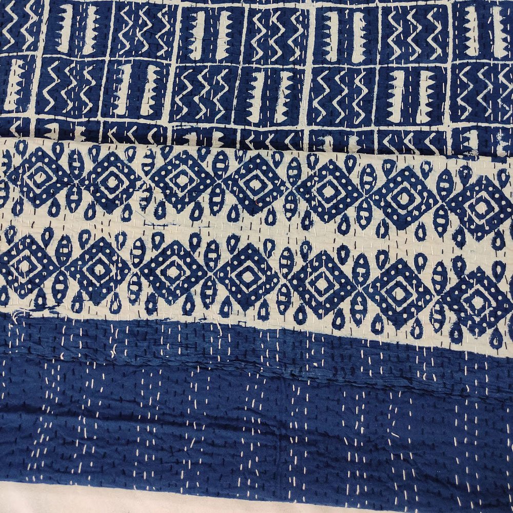 Blue checkered boho queen bedspread Blue checkered boho queen bedspread - Image 3